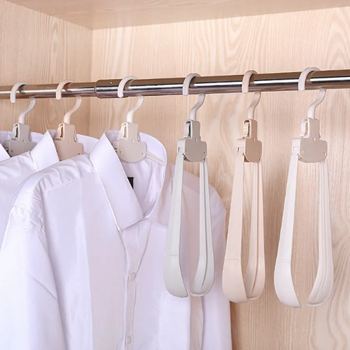 Folding Hanger Portable multifunctional clothes hanger in unfolded position